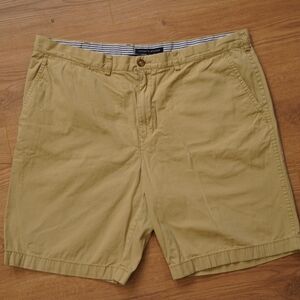 Tommy Hilfiger Men's Tan Flat Front Cotton Shorts
